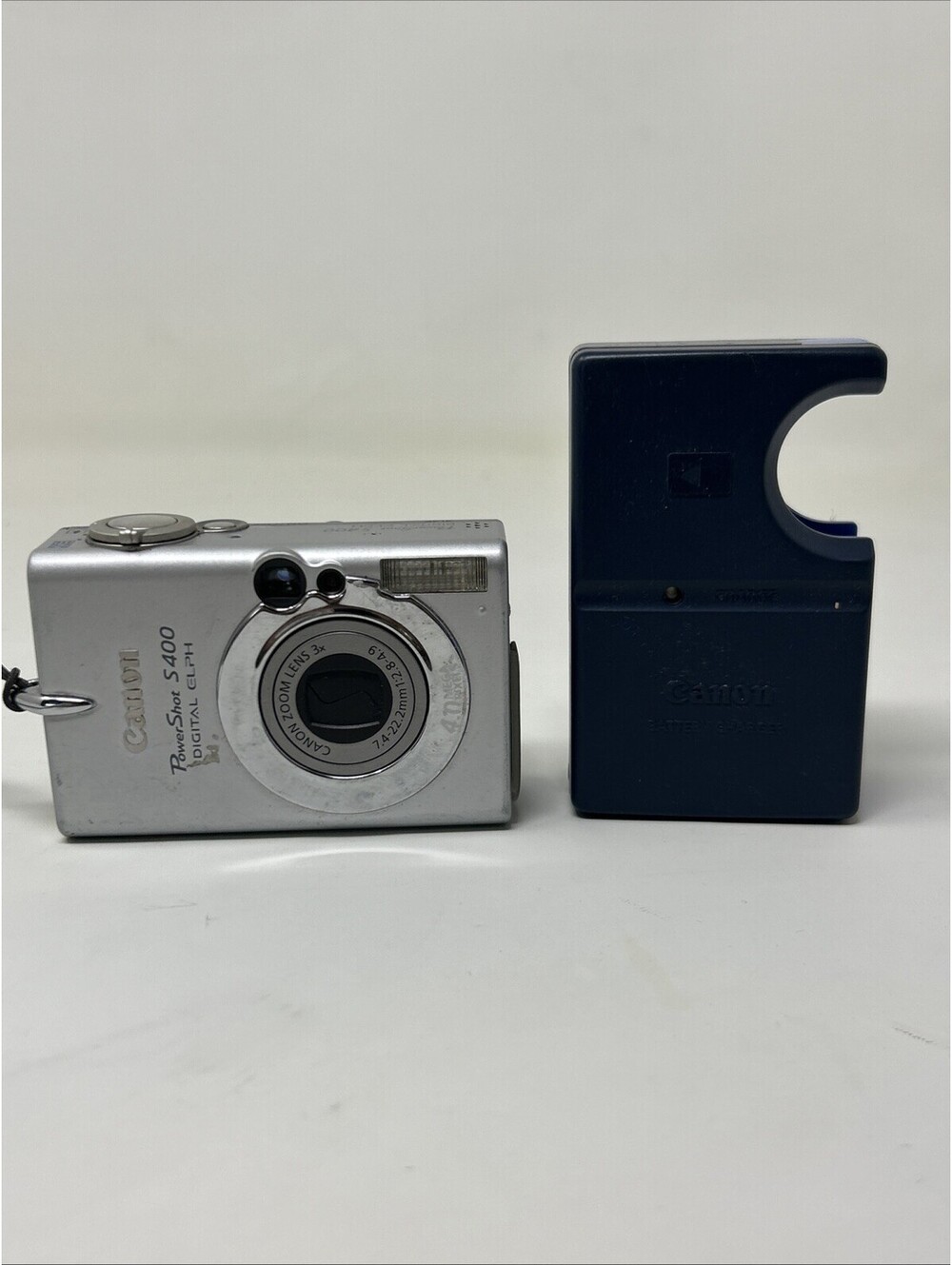 Canon PowerShot S400 4.0 Digital Elph 4.0MP Camera Charger And Battery READ